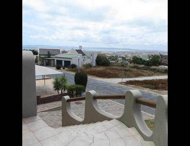 5 BEDROOM HOUSE FOR SALE IN MYBURGH PARK